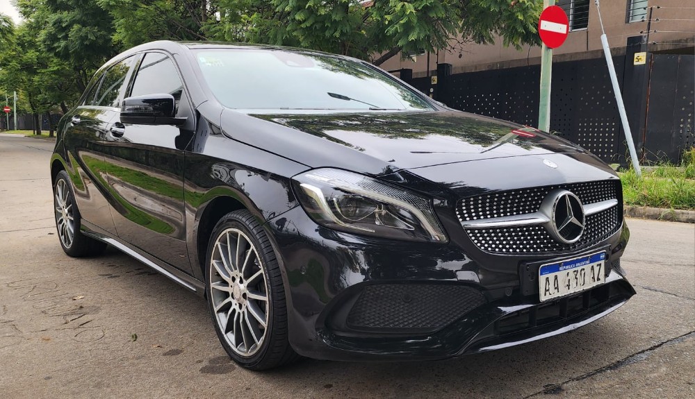 Mercedes-Benz Clase A A250 Amg-Line 2.0 — foto 5